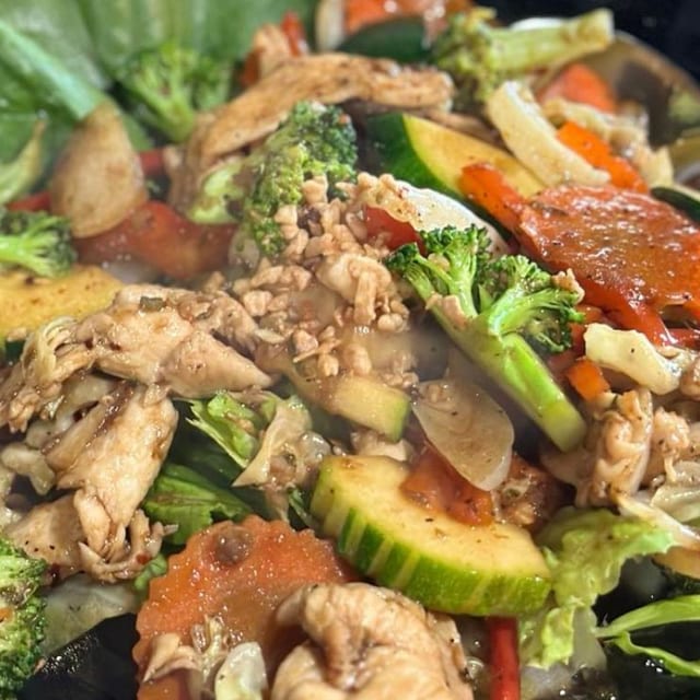 Pad Garlic.